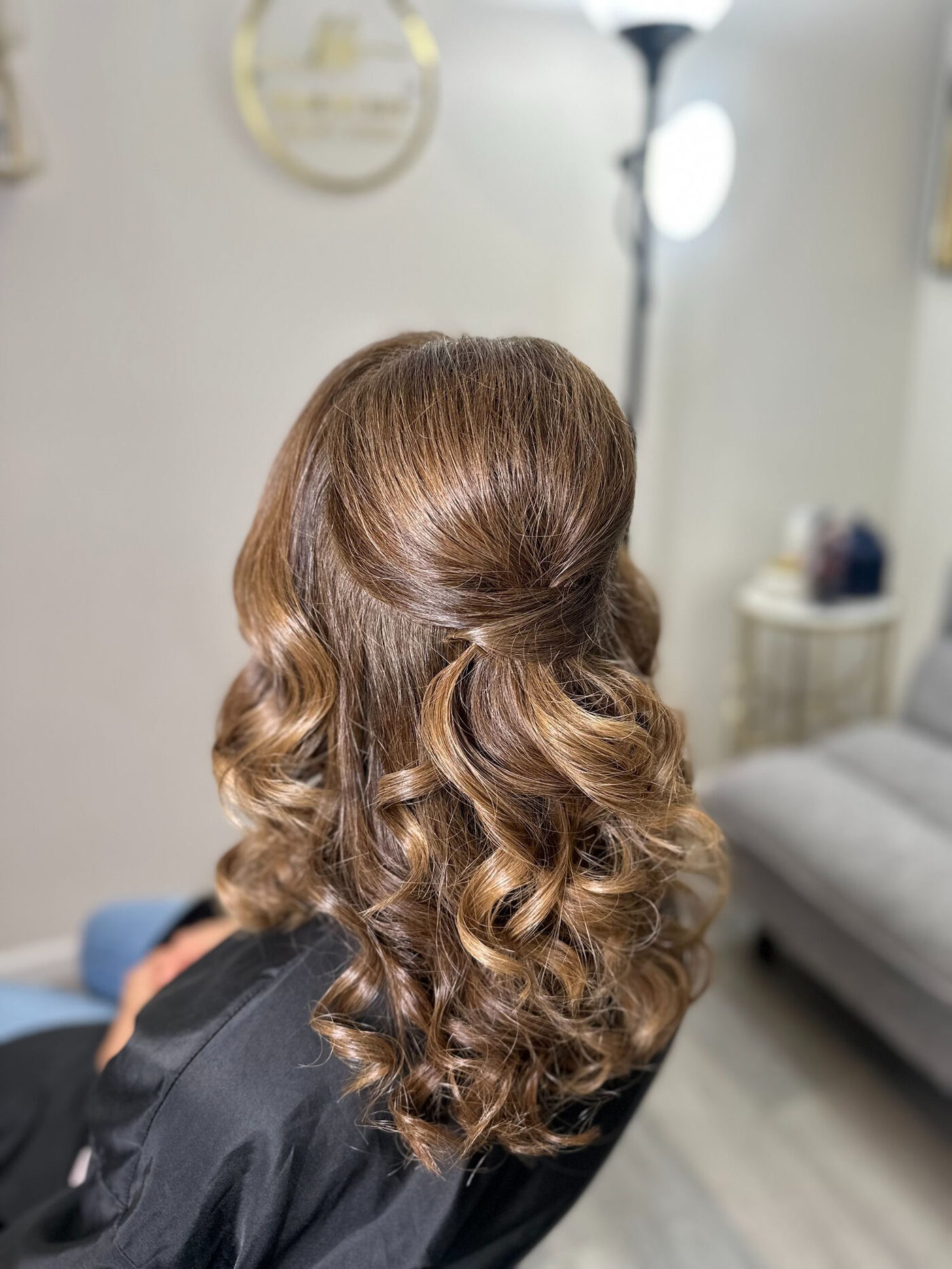 Half-up curls